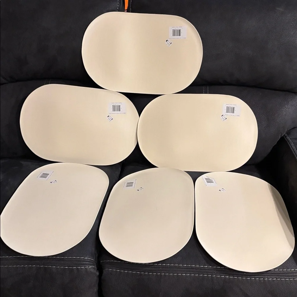 Great Condition Vintage Cala Di Volpe Vinyl Oval Foam Placemats Mushroom Set /6